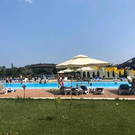 Studio Blaxy Olimp Апартаменты *